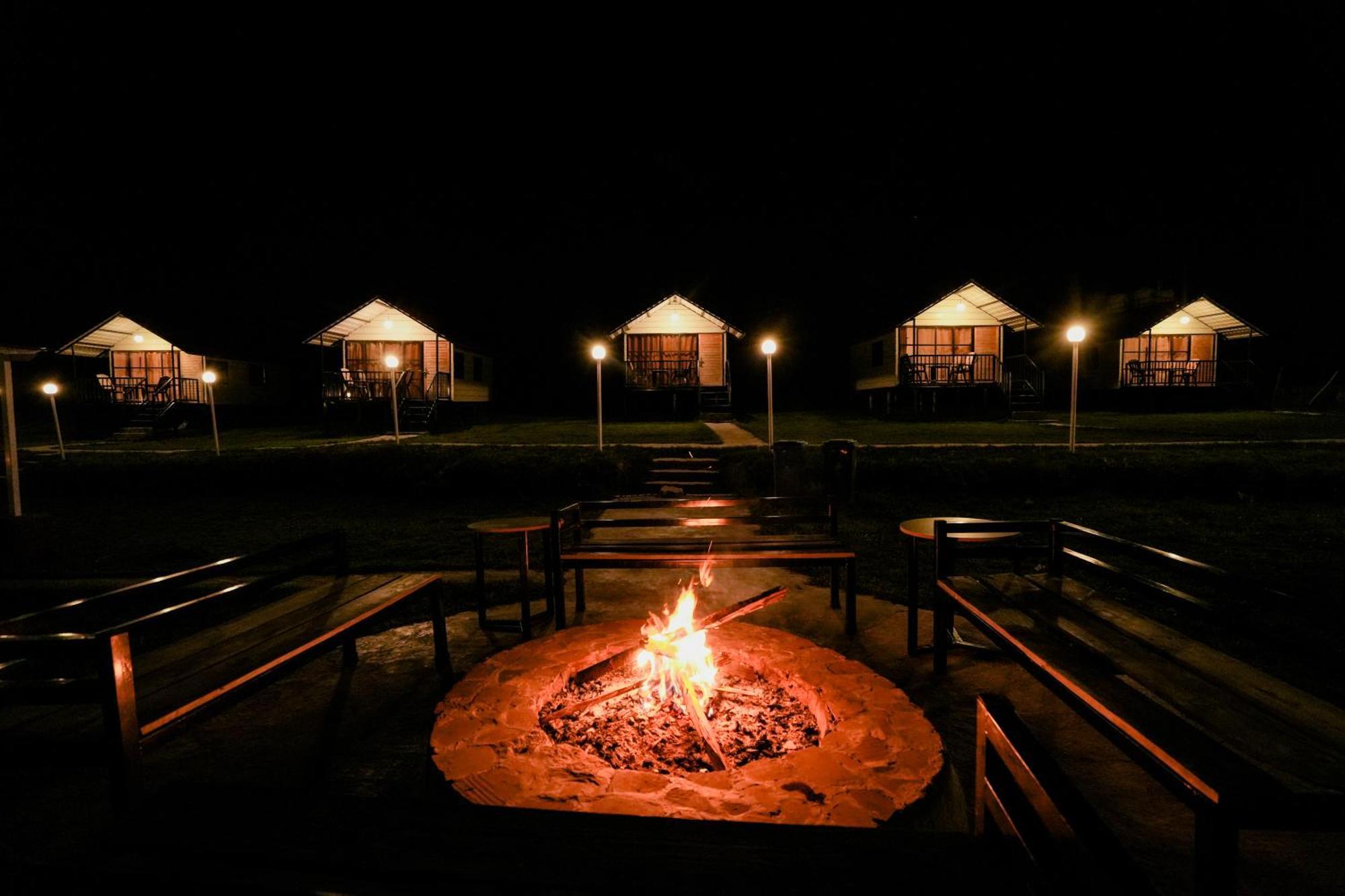 The Hillside Cottages Kanatal Luaran gambar