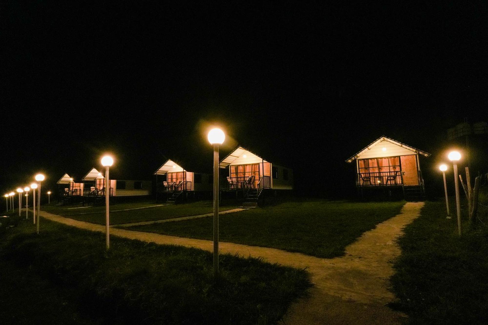 The Hillside Cottages Kanatal Luaran gambar