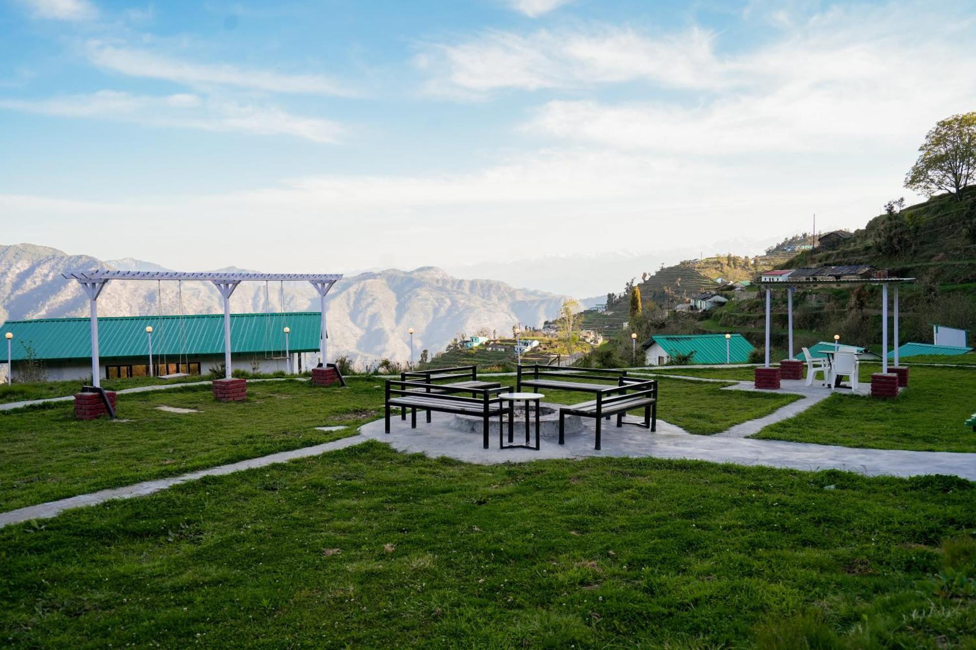 The Hillside Cottages Kanatal Luaran gambar