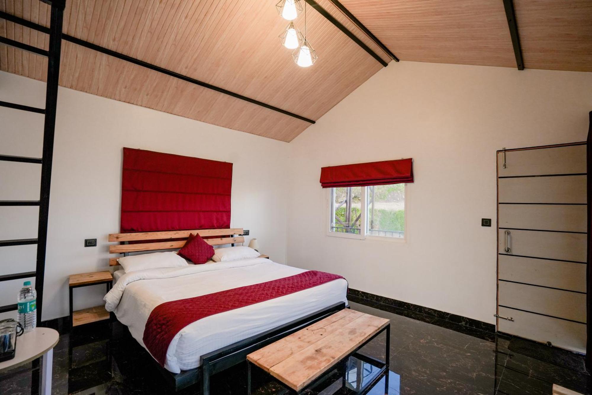 The Hillside Cottages Kanatal Luaran gambar