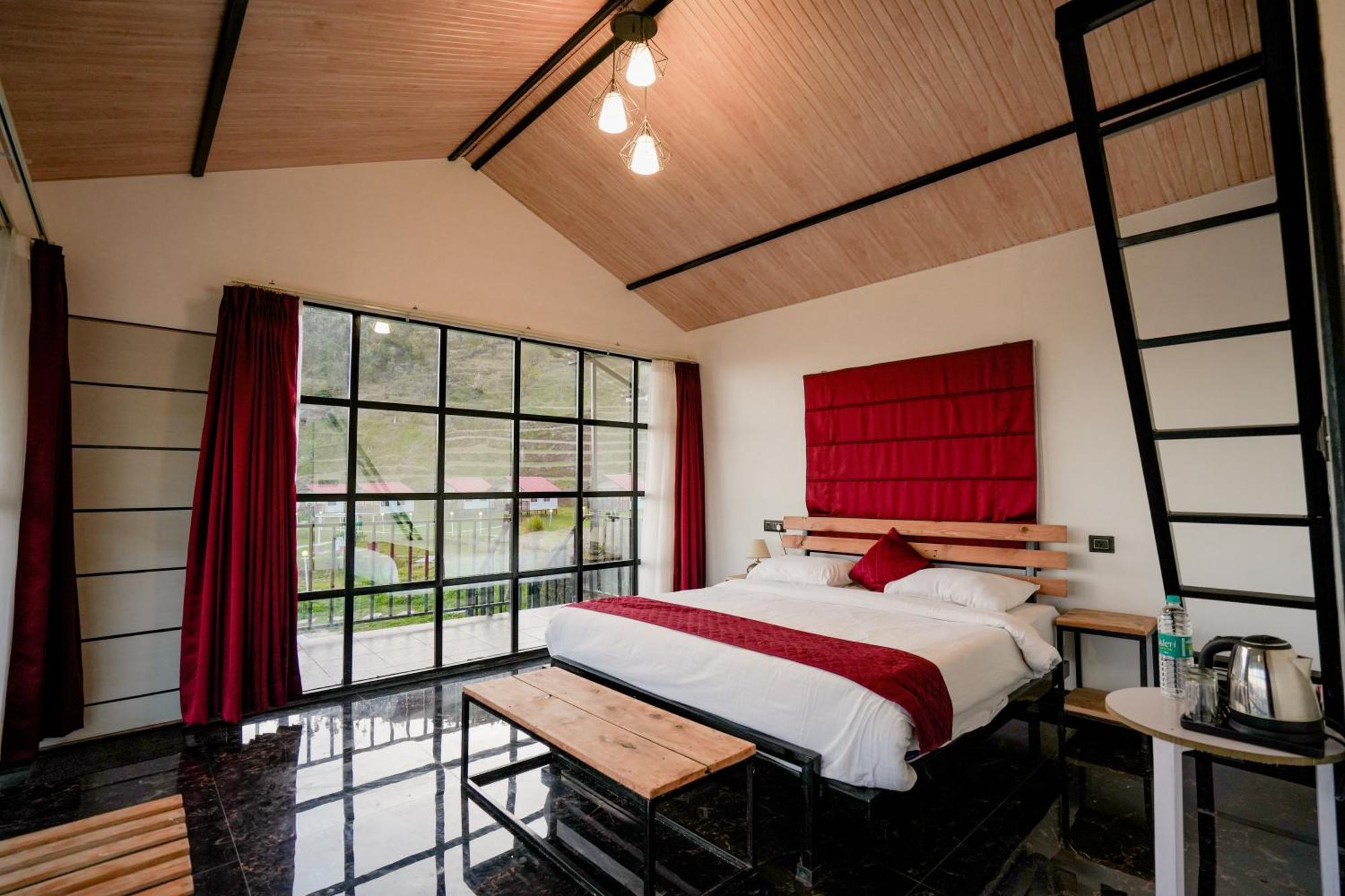 The Hillside Cottages Kanatal Luaran gambar