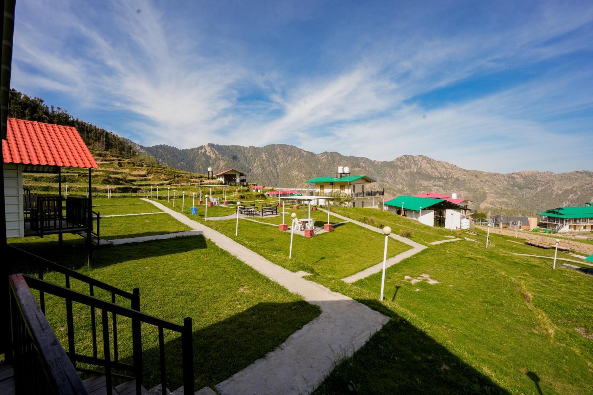 The Hillside Cottages Kanatal Luaran gambar