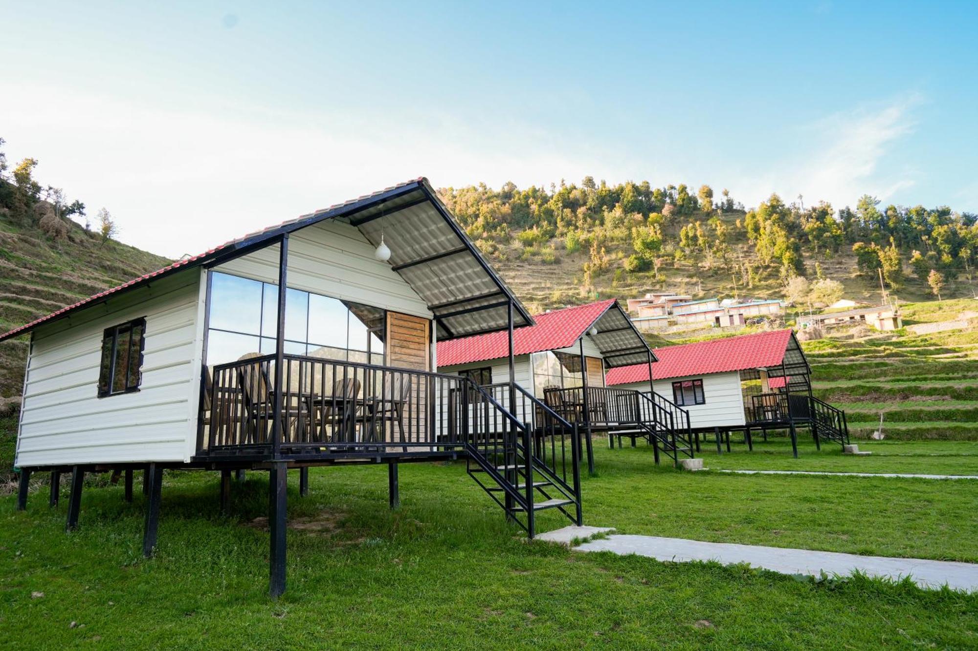 The Hillside Cottages Kanatal Luaran gambar