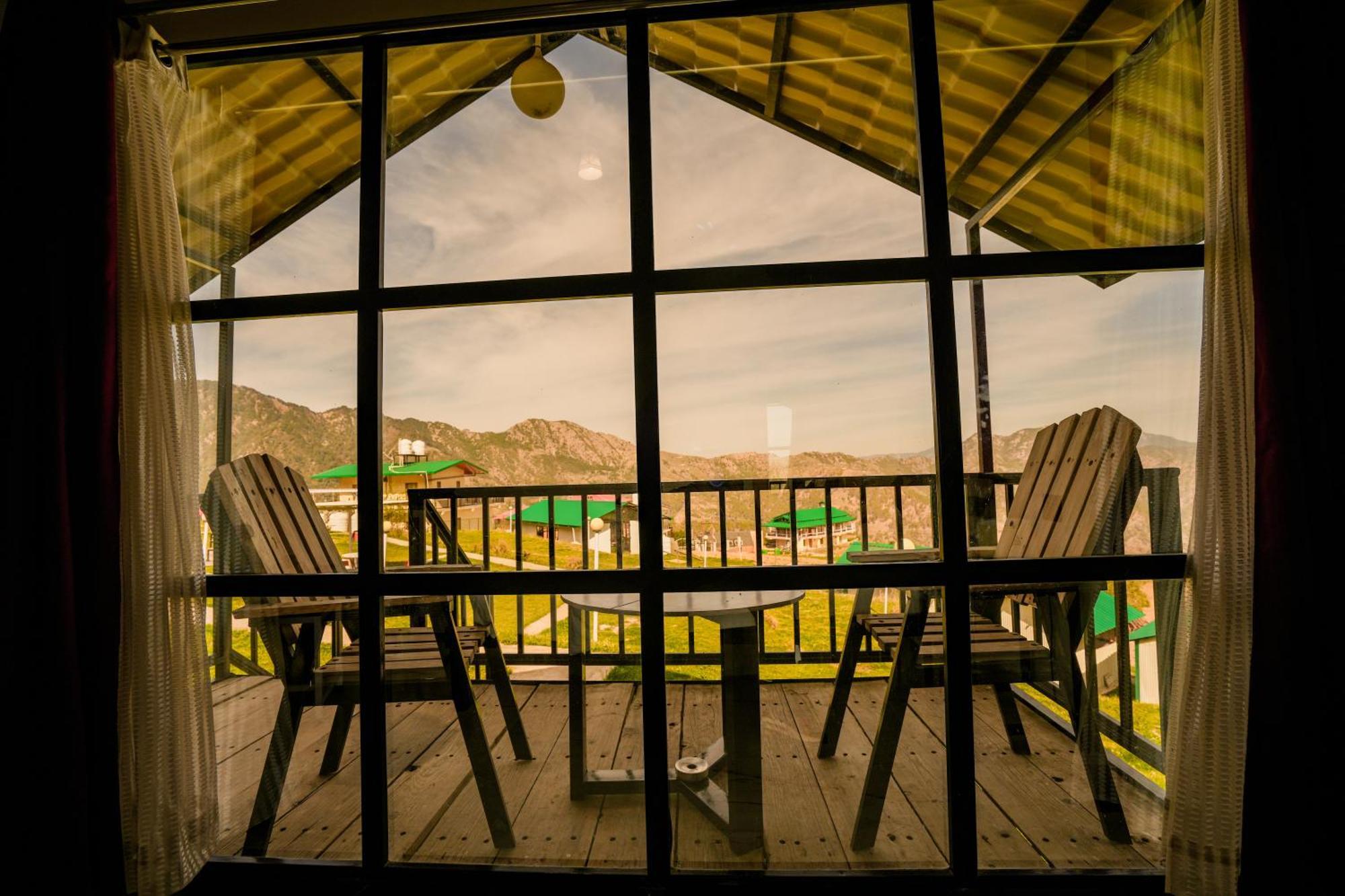 The Hillside Cottages Kanatal Luaran gambar