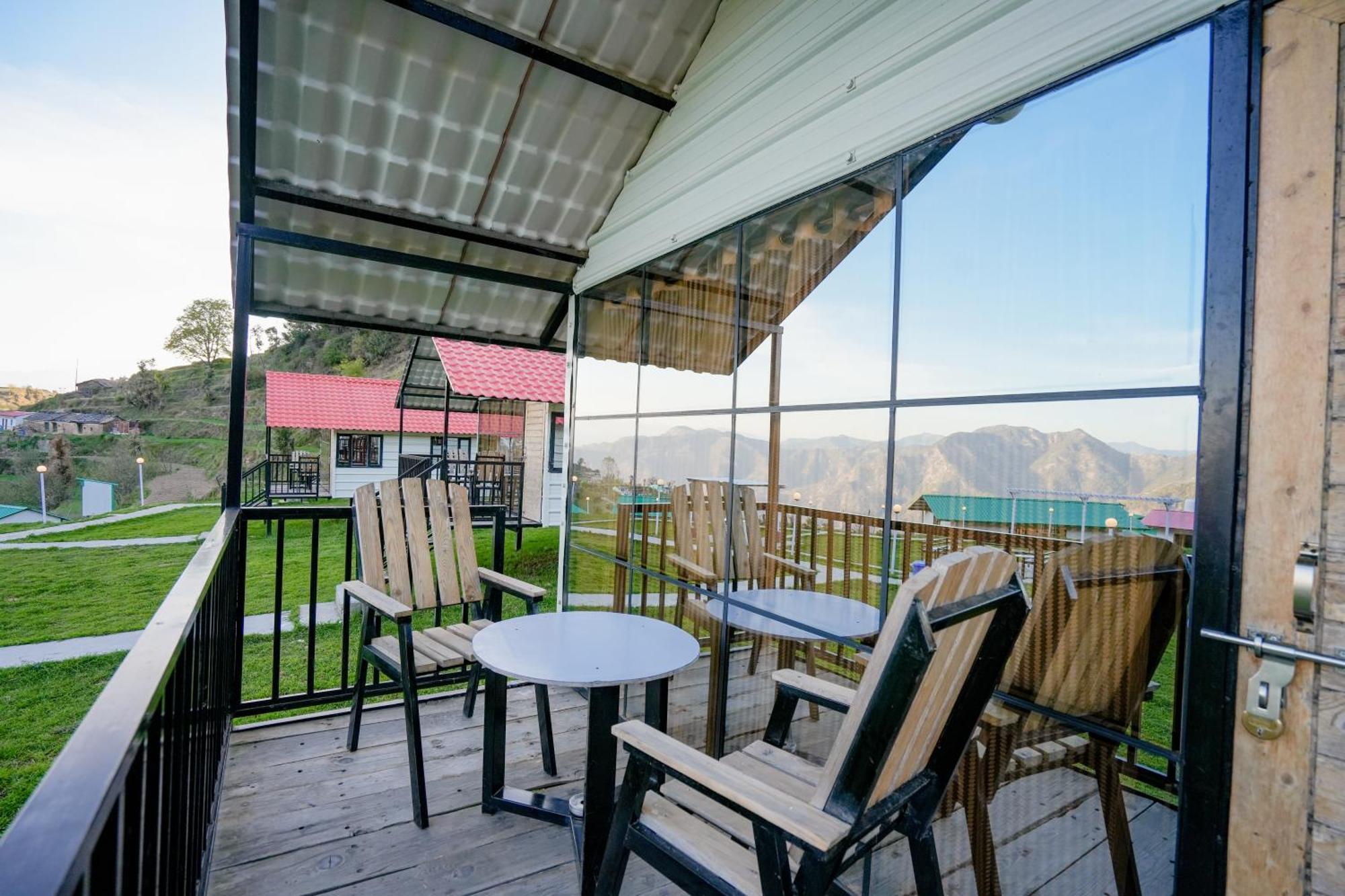 The Hillside Cottages Kanatal Luaran gambar