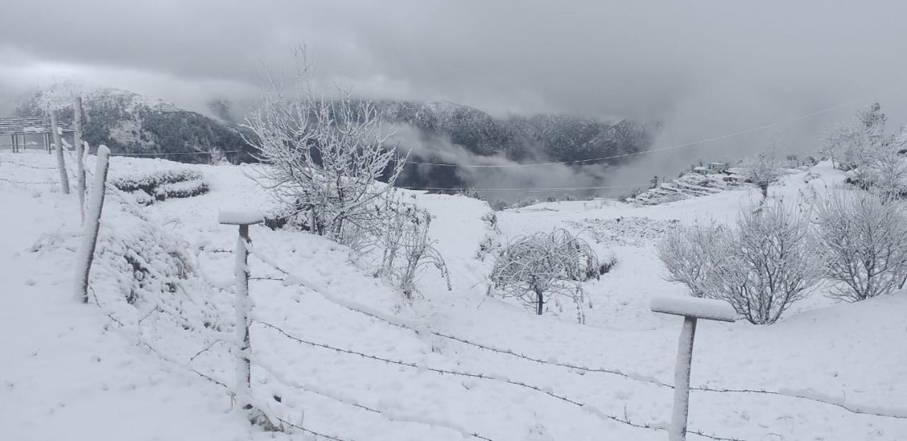 The Hillside Cottages Kanatal Luaran gambar